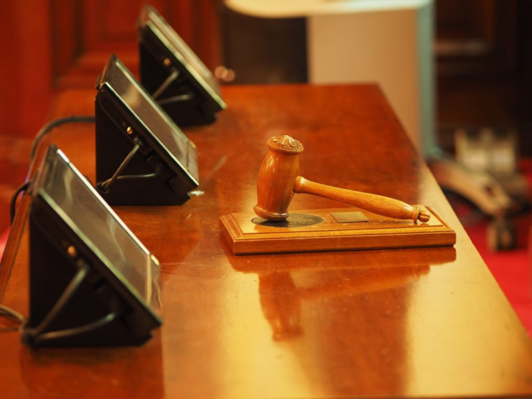 Il est obligatoire d'être assisté par un avocat pour les ventes judiciaires organisées au tribunal de grande instance. Photo d'illustration. (Daniel_B_photos / Pixabay)