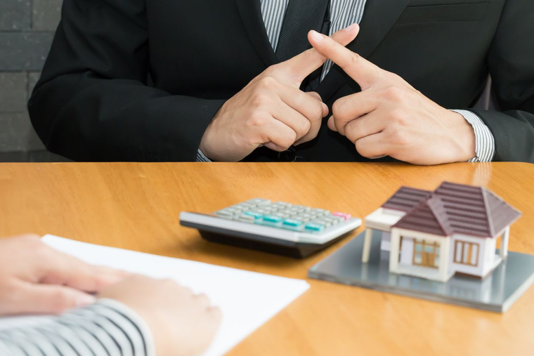Aujourd’hui, même un emprunteur aisé n’est pas sûr de pouvoir obtenir un crédit. (Crédits photo : Adobe Stock - )