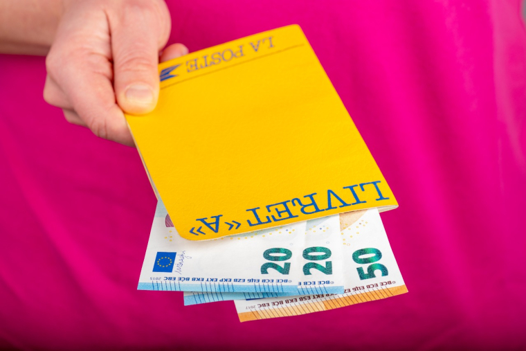 Les Français adorent le Livret A , mais est-il encore rentable ? ( Crédits : ©  Pixavril - stock.adobe.com)