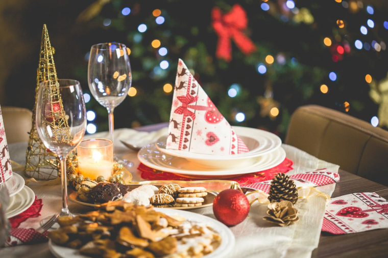 Huîtres, chapons, foie gras, champagne, vins… Autant de secteurs qui s'inquiètent de possibles fêtes de fin d'année confinées ou semi-confinées (Crédits photo : pxhere.com - )