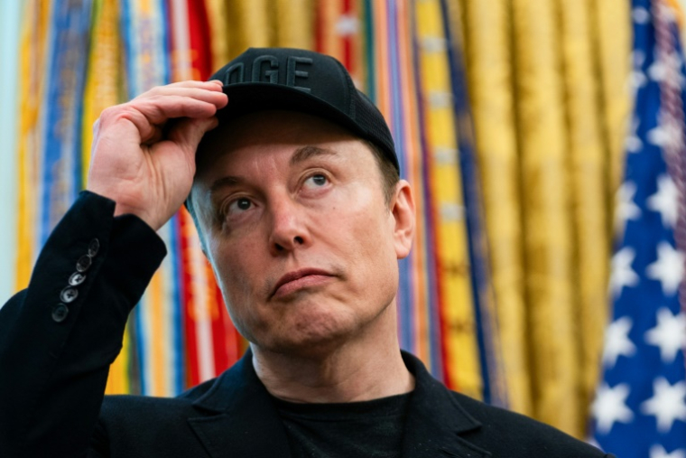 Elon Musk lors d'une conférence de presse de Donald Trump dans le Bureau ovale de la Maison Blanche, à Washington, le 30 mai 2025 ( AFP / Allison ROBBERT )