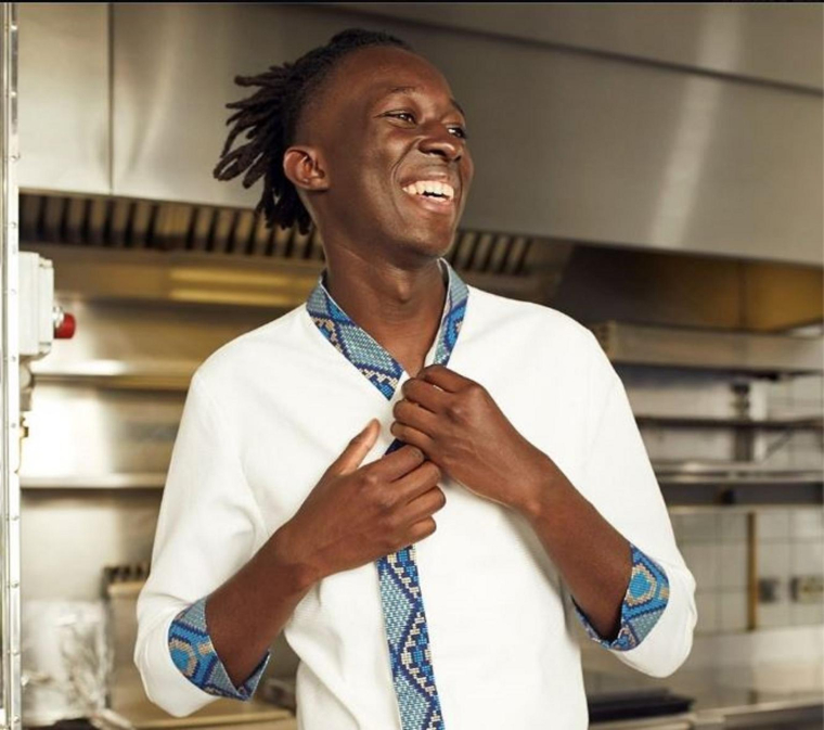 Le jeune chef de 28 ans, Mory Sacko, ex-candidat de l’émission Top Chef vient de remporter sa première étoile au guide Michelin. crédit photo : Mory Sacko Facebook