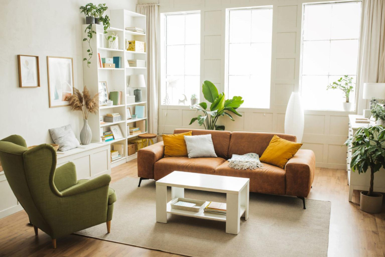 Lorsque vous louez un logement nu, il peut être plus avantageux d’opter pour le régime microfoncier pour déclarer vos revenus.