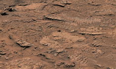 Traces laissées par les vagues d'un ancien lac sur Mars, photographiées par le rover de la Nasa Curiosity le 8 février 2023  ( NASA/JPL-Caltech/MSSS / Handout )