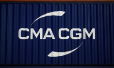 Le logo de la compagnie maritime CMA CGM figure sur un conteneur à Montoir-de-Bretagne