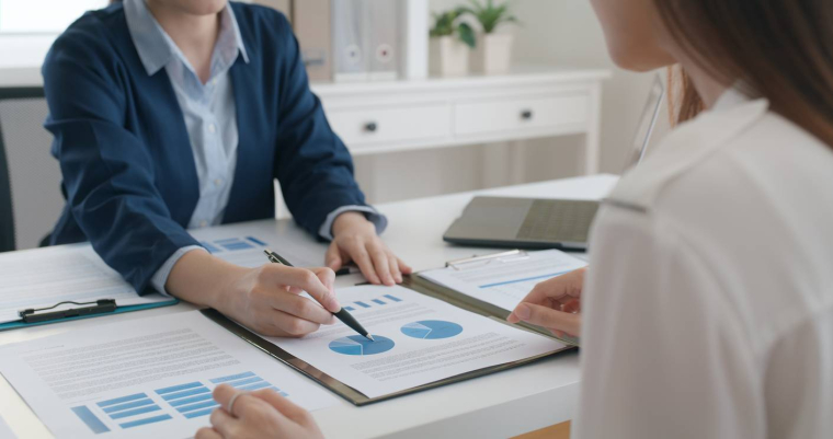 Épargner sans risque, les superlivrets et les comptes à terme -iStock-ChayTee