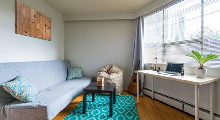 Un appartement parisien, avec tout le confort actuel, intéressera toujours des vacanciers avides de découvrir la capitale. (© AdobeStock)